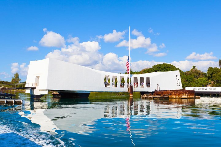 Polynesian Adventure Tours – Premium Pearl Harbor Experience