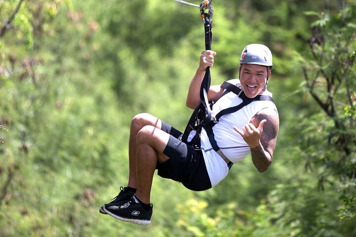 Coral Crater Adventure Park – Half Zipline Tour (3 Lines)