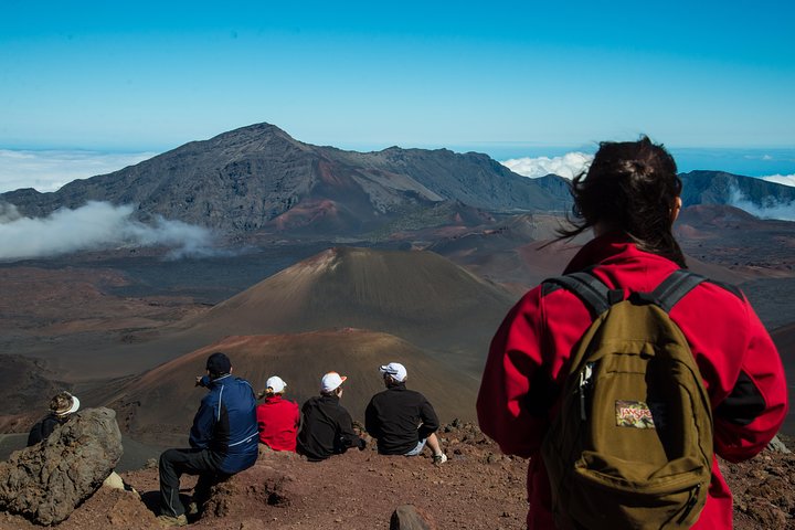 Hike Maui – Haleakala Crater Hike