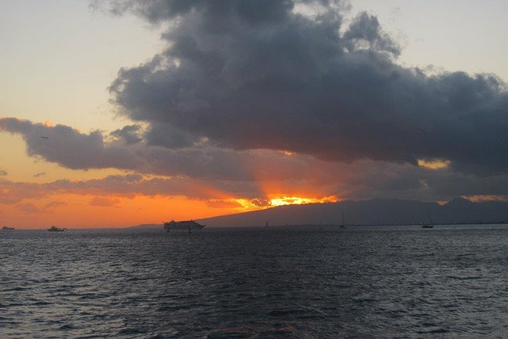 Hawaii Nautical – Waikoloa Signature Sunset Sail