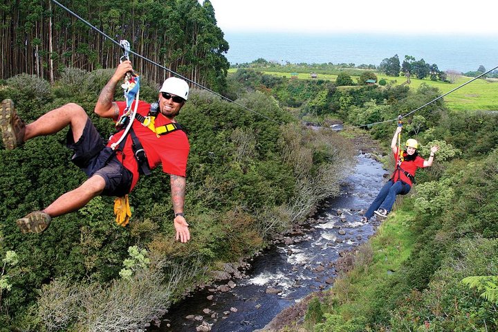 Umauma Experience – 9-Line Umauma Falls Zipline Tour