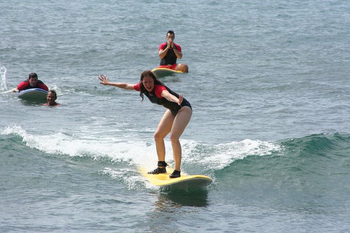 Hoku Water Sports – Poipu Surf Lesson